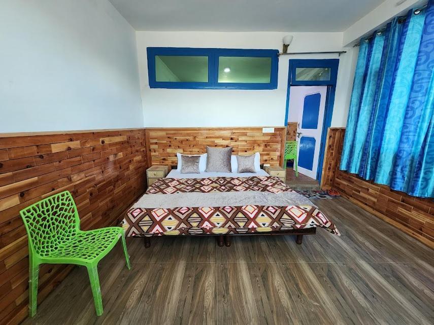 Safarnama Retreat Homestay - All Rooms With Mountain View Kalpa Luaran gambar